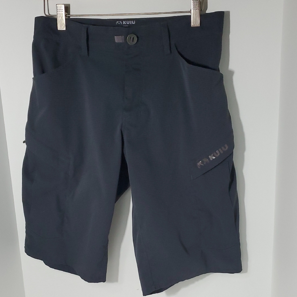 KUIU Tiburon 12" Cargo Shorts in Steel Grey Waist Size 30